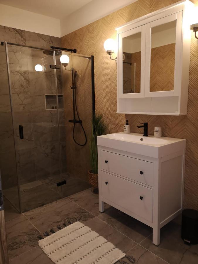 Lovro Luxury Apartment With Jacuzzi And Terrace Sea View Sali Luaran gambar