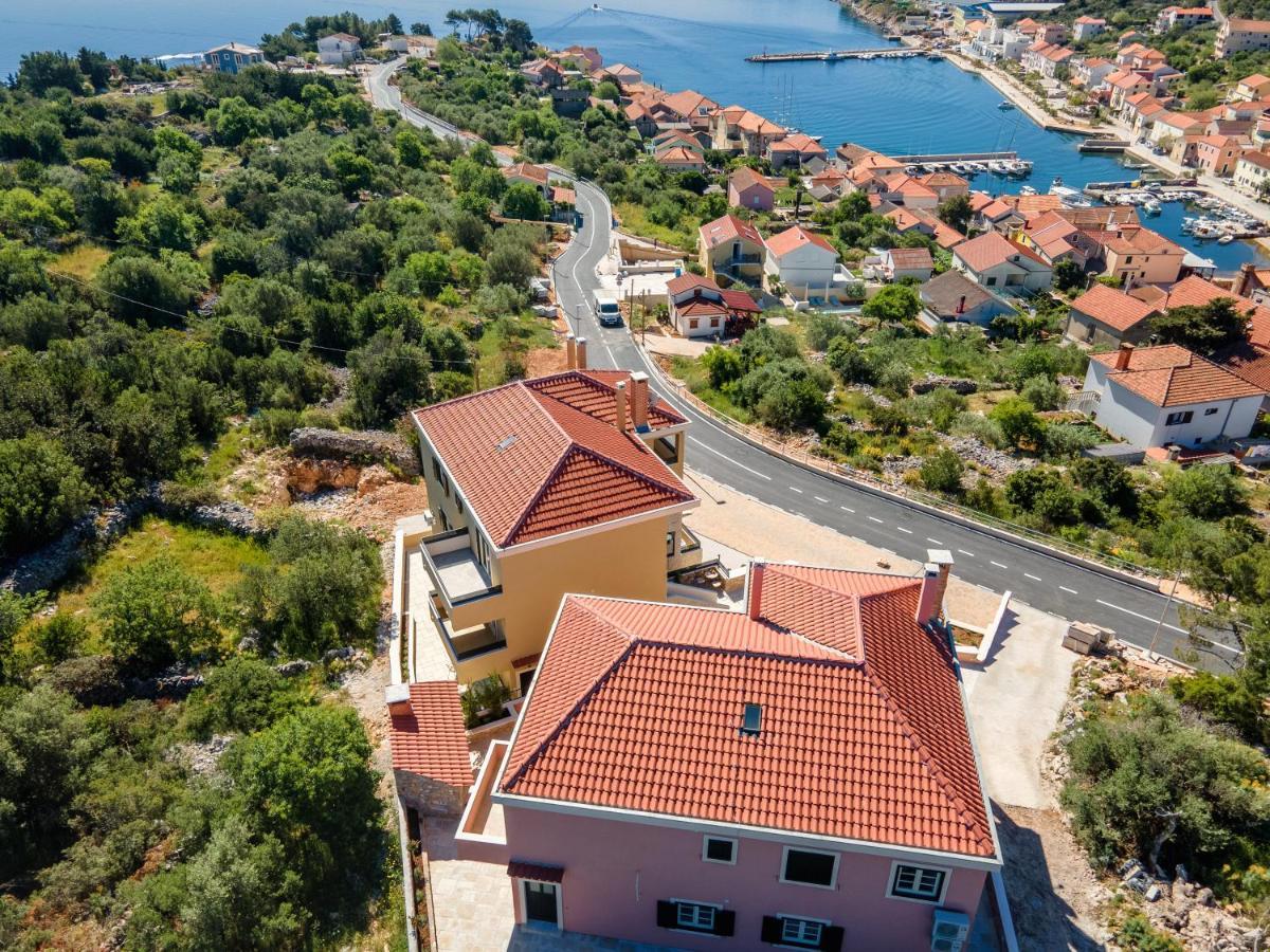 Lovro Luxury Apartment With Jacuzzi And Terrace Sea View Sali Luaran gambar