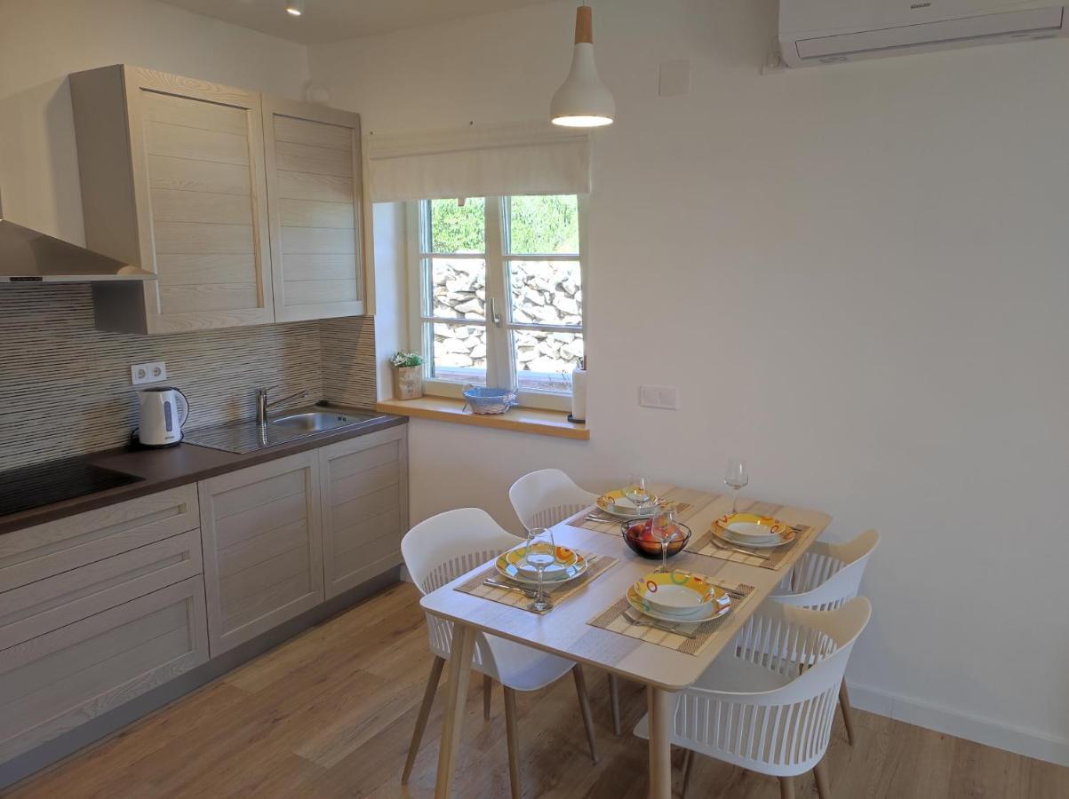 Lovro Luxury Apartment With Jacuzzi And Terrace Sea View Sali Luaran gambar